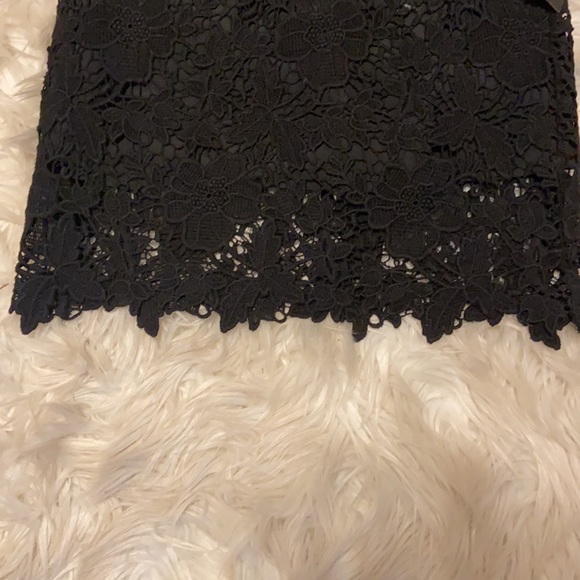 High waisted lace skirt - NWT - Picture 2 of 6